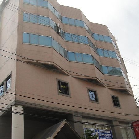 Hotel New Mogamiya Ямагата Экстерьер фото